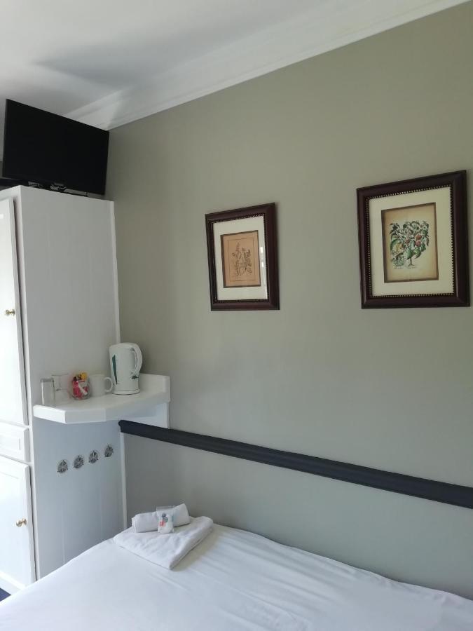 Oakwood Lodge Μπλουμφοντέιν Εξωτερικό φωτογραφία A typical room at the hospital