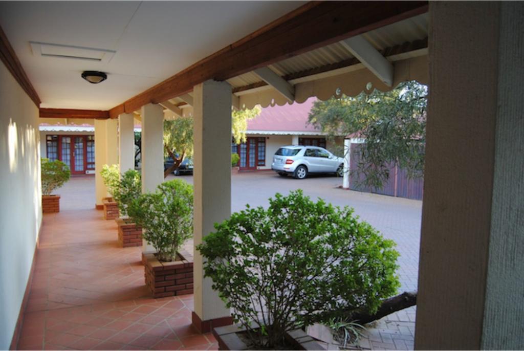Oakwood Lodge Μπλουμφοντέιν Εξωτερικό φωτογραφία The hotel's interior